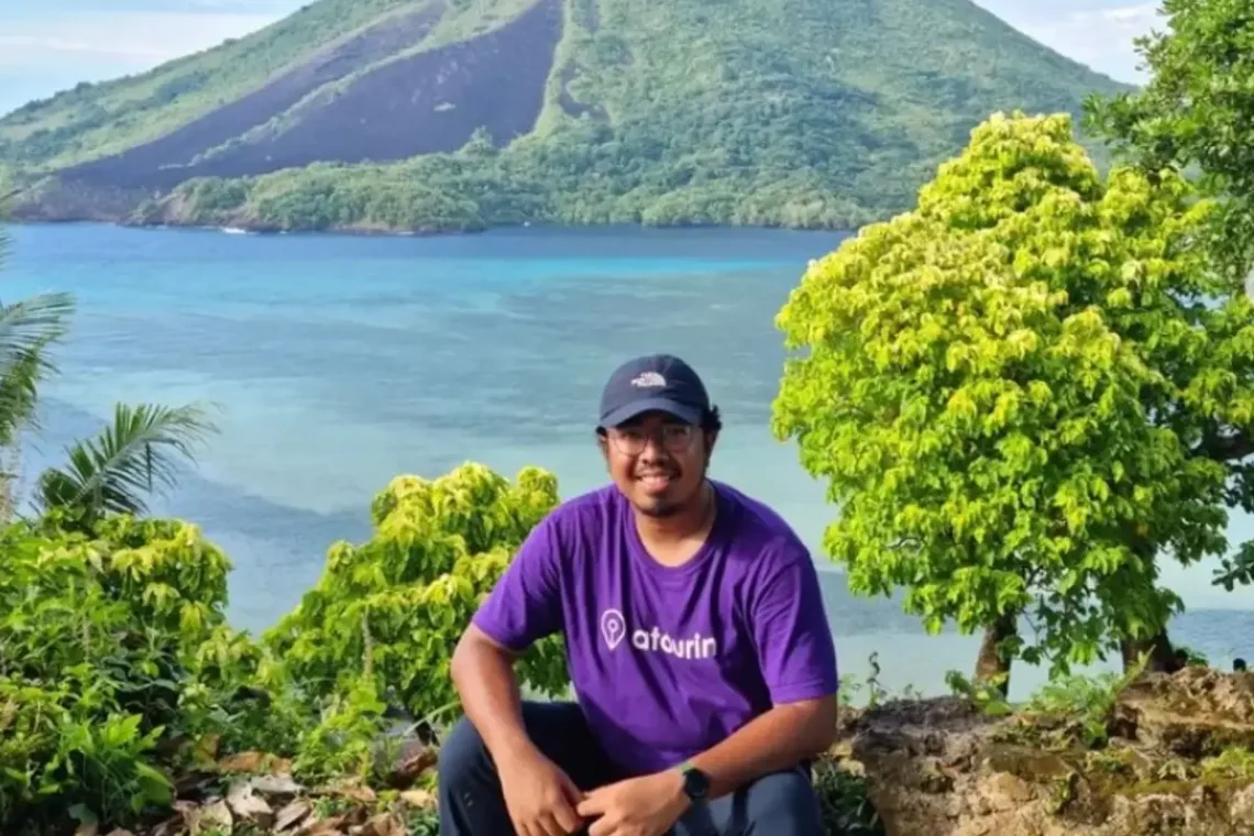 Reza Permadi Atourin Visitor Management System untuk Desa Wisata DKI Jakarta